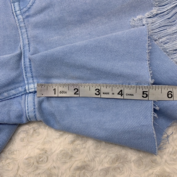 Urban Outfitters BDG Dropped Waist Destroy Short Sz 28 - Picture 11 of 11